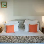 Bed & Breakfast Le Clos Du Phare - En Campagne 4*