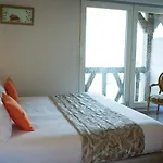 Le Clos Du Phare - En Campagne Bed & Breakfast