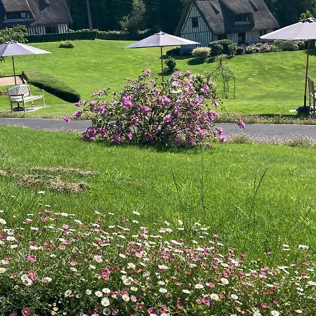 Le Clos Du Phare - En Campagne Panzió