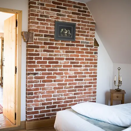 Le Clos Du Phare - En Campagne Bed & Breakfast