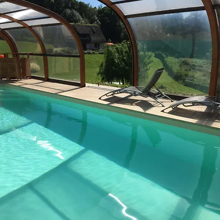 Le Clos Du Phare - En Campagne 4*